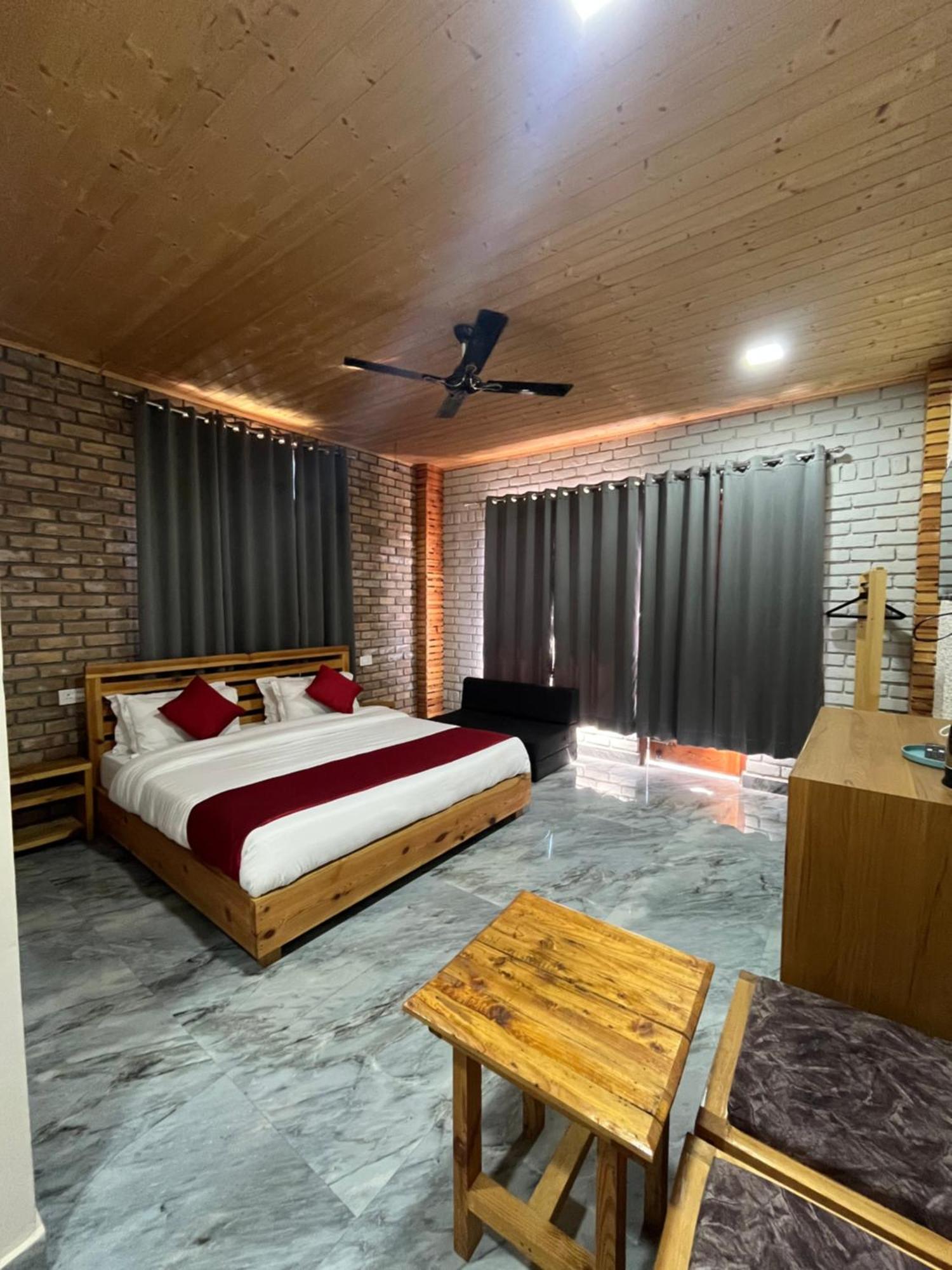 Hotel Paul Villa Bīr Esterno foto