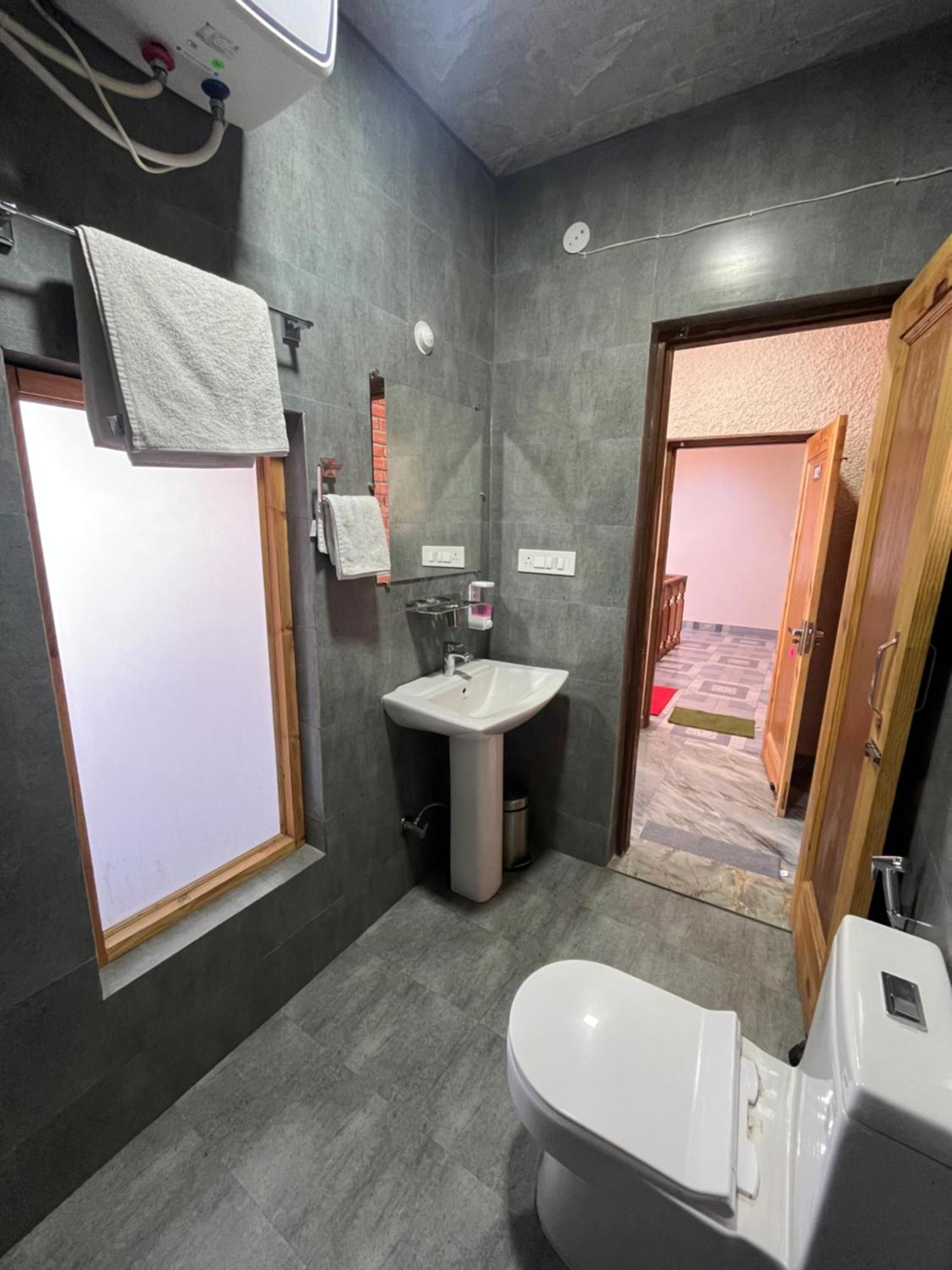 Hotel Paul Villa Bīr Esterno foto